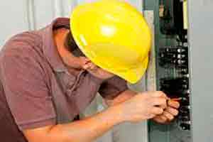 Básico de  Eletricista de Manutenção