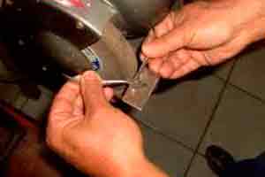 Técnicas de Afiação de Tesouras,Facas e Alicates