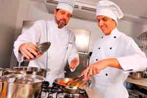Auxiliar de Cozinha