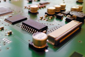 Noções Básicas de Componentes Eletrônicos